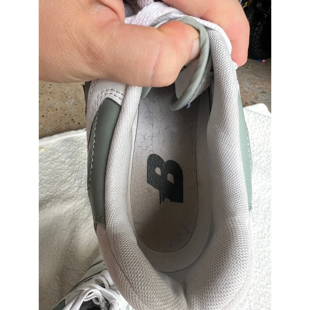New Balance 550 Sea Salt Sage Green Leather Sneakers BBW550BG Womens 9.5